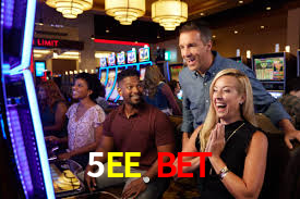 Descubra o Mundo do Cassino Online com 5EE Bet